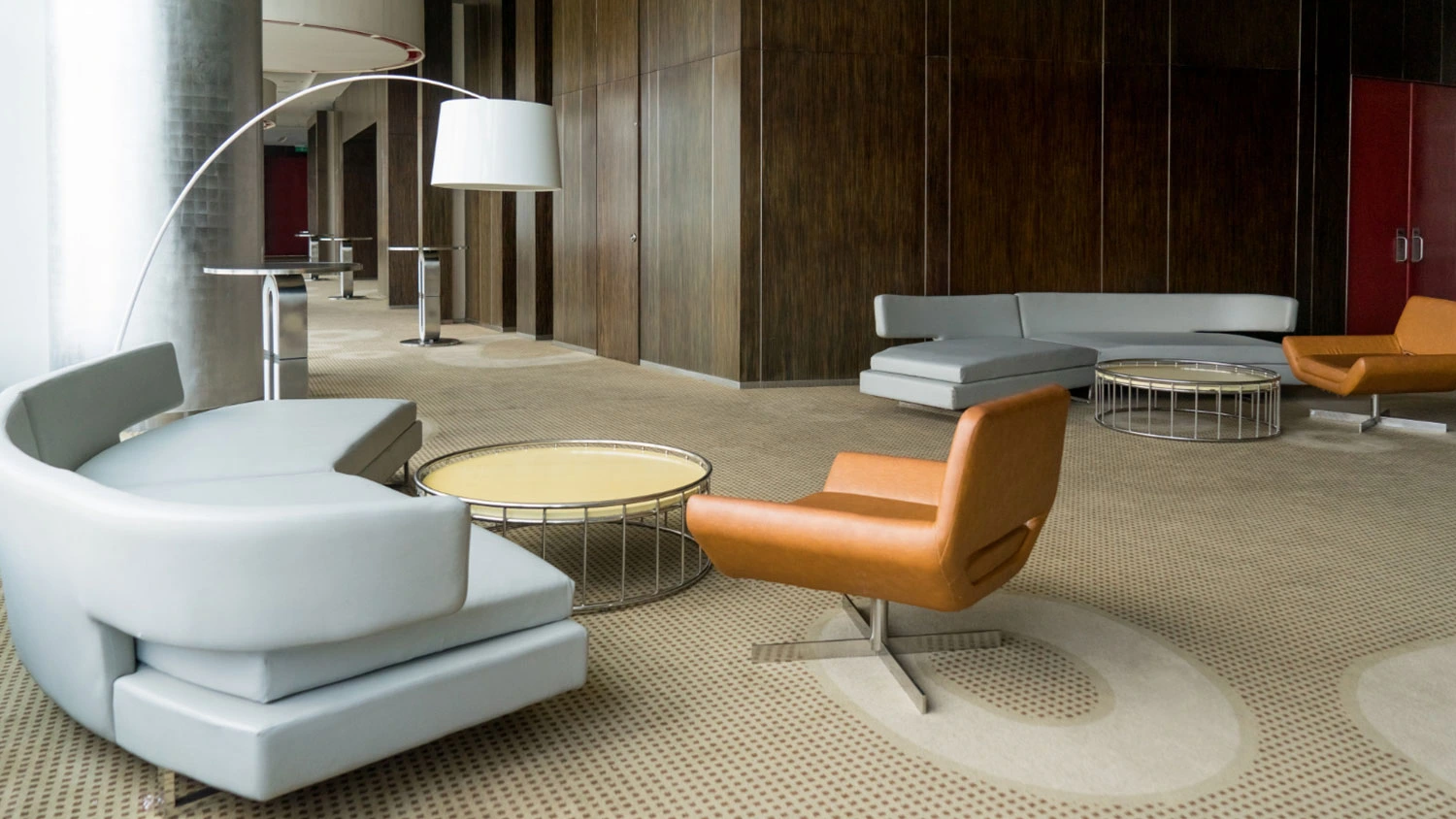 Co-working Lounges at The Row Saadiyat Amenities | ELIVA Real Estate